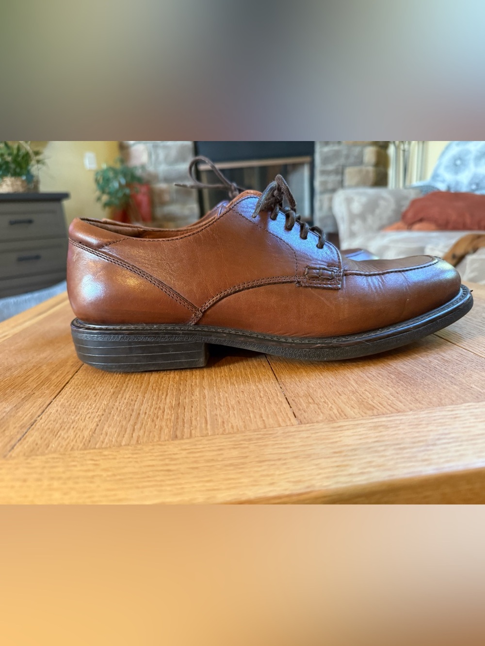 Florsheim Brown Leather Lace-Up Oxfords